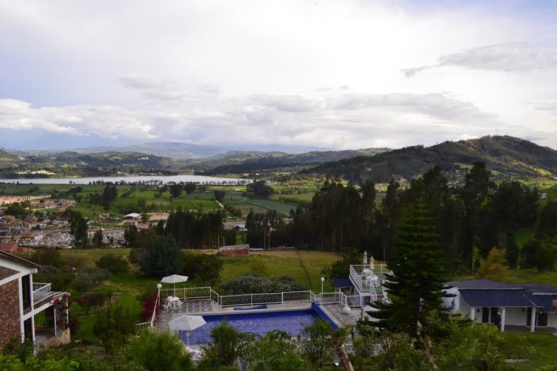 Miravalle Suites Paipa Esterno foto